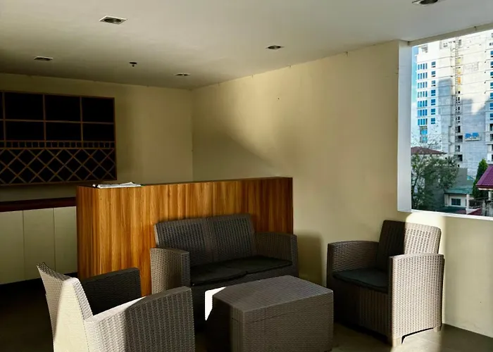 Deluxe Queen Unit In Cebu 3*