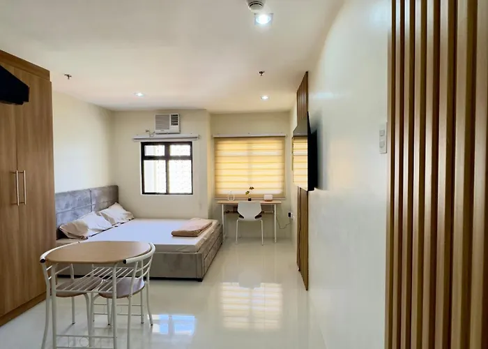 Deluxe Queen Unit In Cebu
