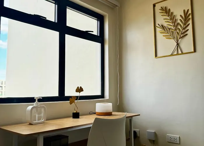 Deluxe Queen Unit In Cebu Mandaue City
